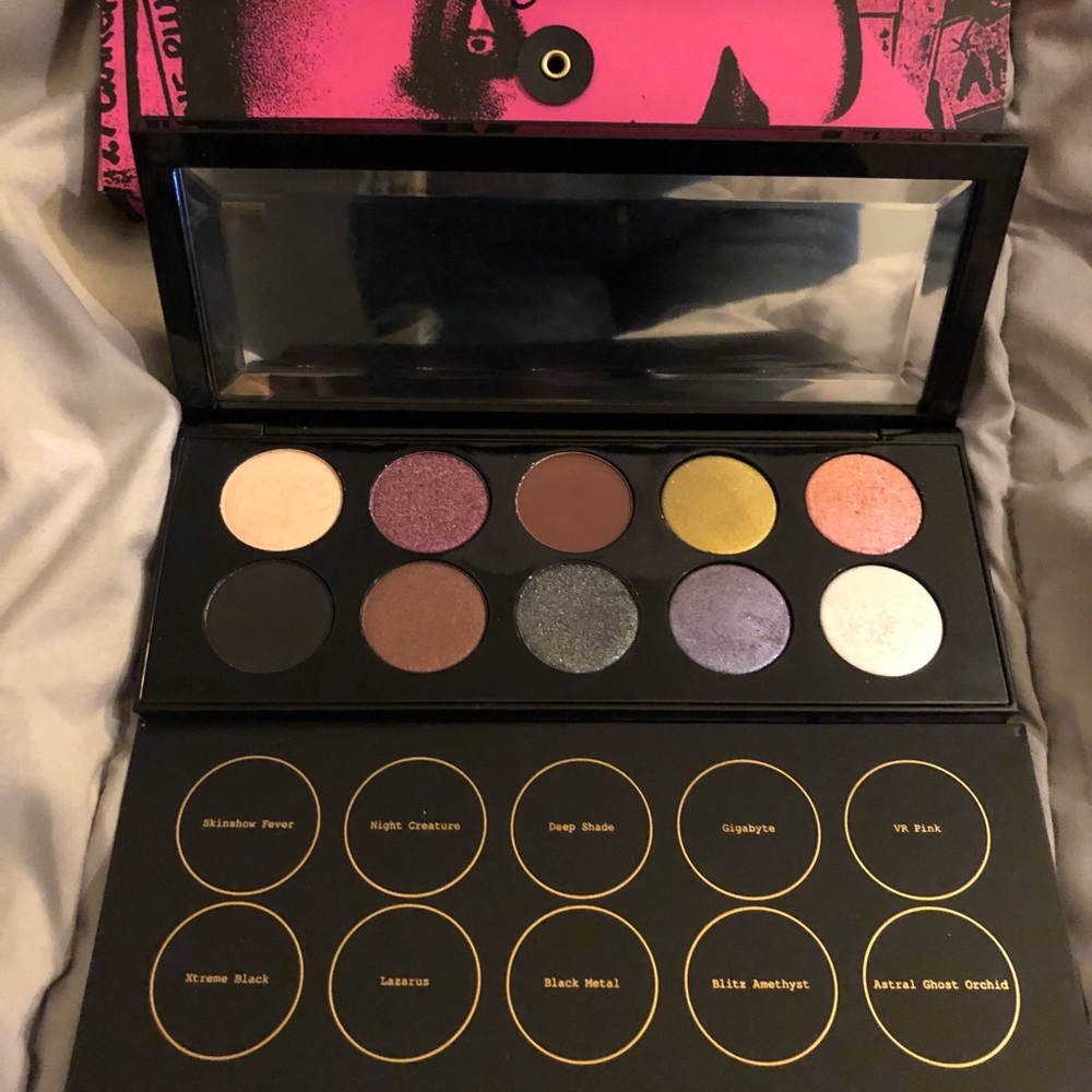 Pat McGrath Mothership III Palette-Subversive